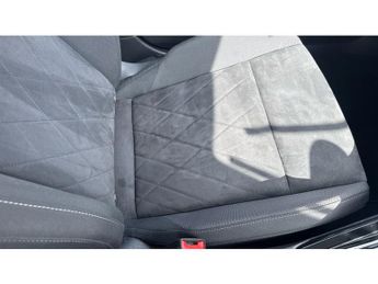 Volkswagen Golf 1.5 eTSI Style 5dr DSG Petrol Estate