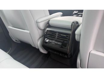 Land Rover Range Rover Sport 3.0 D300 SE 5dr Auto Diesel Estate