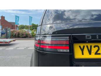 Land Rover Discovery 3.0 D300 R-Dynamic SE 5dr Auto Diesel Station Wagon