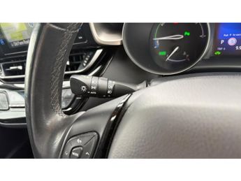 Toyota C-HR 1.8 Hybrid Design 5dr CVT Hybrid Hatchback