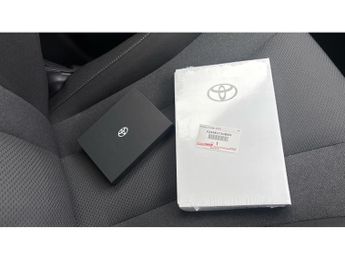 Toyota Urbancruiser 128kW Design 61kWh 5dr Auto Electric Estate
