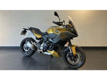  BMW F900 XR