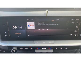 Vauxhall Grandland 1.2 Hybrid 145 Ultimate 5dr e-DCT6 [Fixed Roof] Petrol Hatchback
