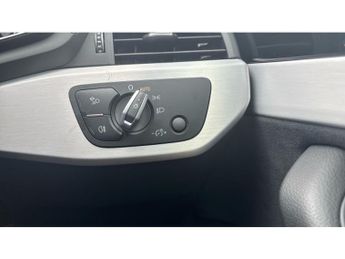 Audi A4 35 TFSI S Line 5dr S Tronic Petrol Estate