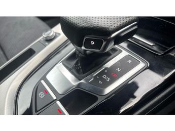 Audi A4 35 TFSI S Line 5dr S Tronic Petrol Estate