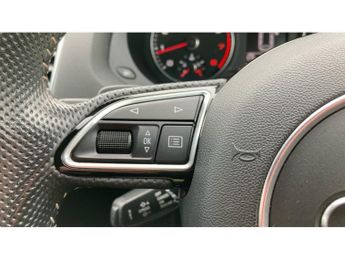 Audi Q3 1.4T FSI Black Edition 5dr S Tronic Petrol Estate