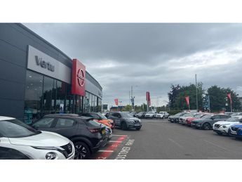 Nissan Qashqai 1.3 DiG-T MH 158 N-Connecta 5dr Xtronic Petrol Hatchback