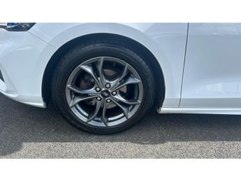 Ford Focus 1.0 EcoBoost 125 ST-Line 5dr Auto Petrol Hatchback