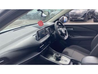 Nissan Qashqai 1.3 DiG-T MH 158 Acenta Prem [Glass Rf] 5dr Xtron Petrol Hatchba