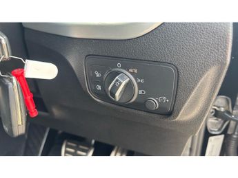 Audi Q2 30 TDI S Line 5dr S Tronic Diesel Estate