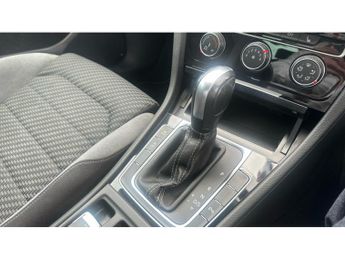 Volkswagen Golf 2.0 TDI R-Line 5dr DSG Diesel Hatchback
