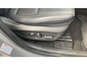 Hyundai KONA 150kW Ultimate 64kWh 5dr Auto Electric Hatchback