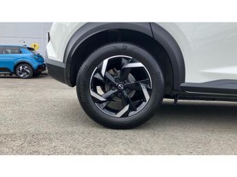 Nissan Juke 1.0 DiG-T 114 N-Connecta 5dr DCT Petrol Hatchback