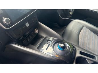 Nissan LEAF 110kW N-Connecta 40kWh 5dr Auto Electric Hatchback