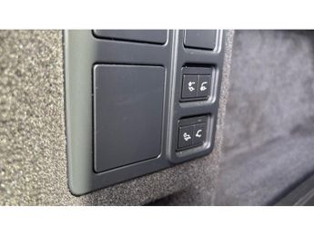 Land Rover Discovery Diesel 3.0 D350 SE Commercial Auto