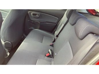 Toyota Yaris 1.5 Hybrid Design 5dr CVT Hybrid Hatchback