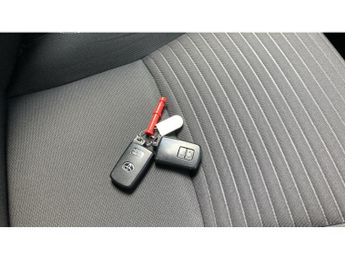 Toyota Yaris 1.5 Hybrid Design 5dr CVT Hybrid Hatchback