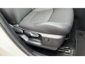 Toyota C-HR 1.8 Hybrid Design 5dr CVT Hybrid Hatchback
