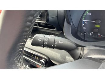 Toyota Yaris 1.5 Hybrid Icon 5dr CVT Hybrid Hatchback