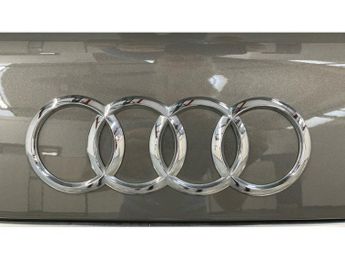 Audi Q5 40 TDI Quattro S Line 5dr S Tronic Diesel Estate