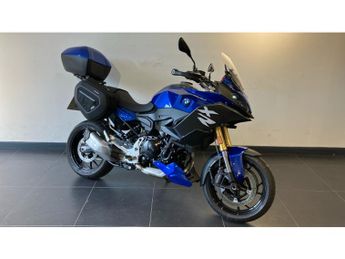  BMW F900 XR