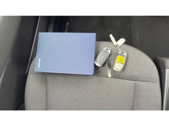 Hyundai INSTER 85kW 02 49kWh 5dr Auto Electric Hatchback