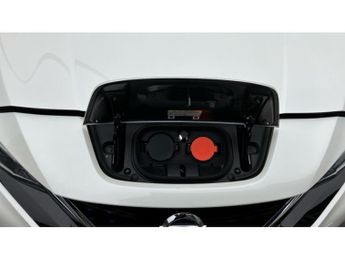 Nissan LEAF 110kW N-Connecta 40kWh 5dr Auto Electric Hatchback
