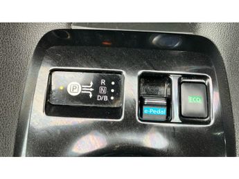 Nissan LEAF 110kW N-Connecta 40kWh 5dr Auto Electric Hatchback