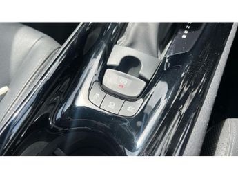 Toyota C-HR 1.8 Hybrid Design 5dr CVT Hybrid Hatchback