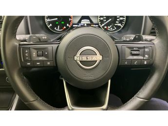 Nissan Qashqai 1.3 DiG-T MH 158 Acenta Premium 5dr Xtronic Petrol Hatchback
