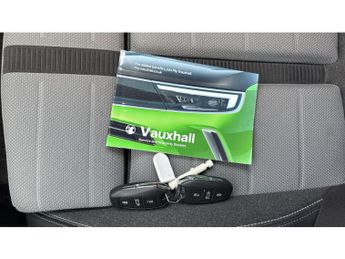 Vauxhall Grandland 157kW Ultimate 73kWh 5dr Auto [Panoramic Roof] Electric Hatchbac