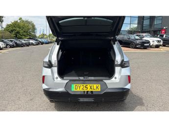 Vauxhall Grandland 157kW Ultimate 73kWh 5dr Auto [Panoramic Roof] Electric Hatchbac