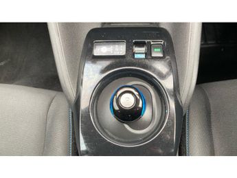Nissan LEAF 110kW N-Connecta 39kWh 5dr Auto Electric Hatchback