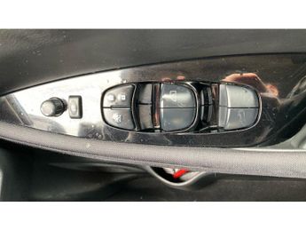 Nissan LEAF 110kW N-Connecta 39kWh 5dr Auto Electric Hatchback