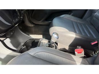 Toyota Aygo 1.0 VVT-i X-Clusiv 5dr x-shift Petrol Hatchback