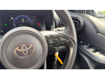 Toyota Yaris 1.5 Hybrid Design 5dr CVT Hybrid Hatchback