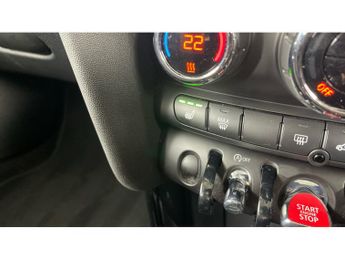 MINI Hatchback 1.5 Cooper Classic 5dr Auto Petrol Hatchback