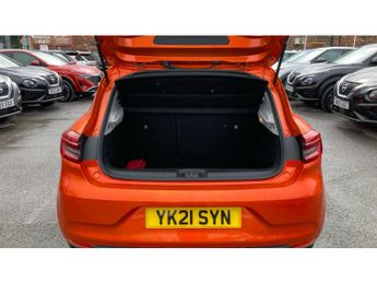 Renault Clio 1.6 E-TECH Hybrid 140 Play 5dr Auto Hybrid Hatchback