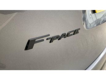 Jaguar F-Pace 2.0 D200 R-Dynamic SE 5dr Auto AWD Diesel Estate
