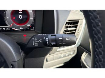 Nissan Qashqai 1.3 DiG-T MH 158 N-Connecta 5dr Xtronic Petrol Hatchback