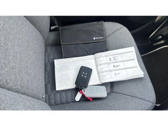 Renault Zoe 100kW Iconic R135 50kWh Rapid Charge 5dr Auto Electric Hatchback
