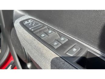Renault Zoe 100kW Iconic R135 50kWh Rapid Charge 5dr Auto Electric Hatchback