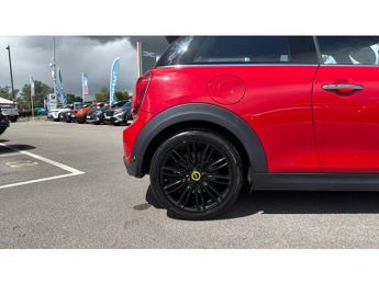 MINI Hatchback 135kW Cooper S Level 2 33kWh 3dr Auto Electric Hatchback