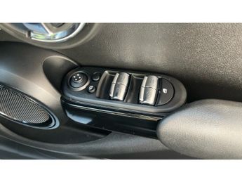 MINI Hatchback 1.5 Cooper Exclusive 5dr Auto Petrol Hatchback