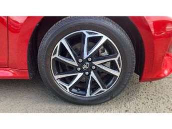 Toyota Yaris 1.5 Hybrid Design 5dr CVT Hybrid Hatchback