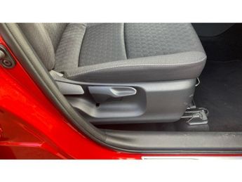 Toyota Yaris 1.5 Hybrid Design 5dr CVT Hybrid Hatchback