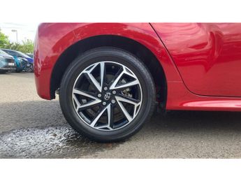 Toyota Yaris 1.5 Hybrid Design 5dr CVT Hybrid Hatchback
