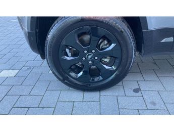 Land Rover Defender 3.0 D250 X-Dynamic SE 90 3dr Auto Diesel Estate