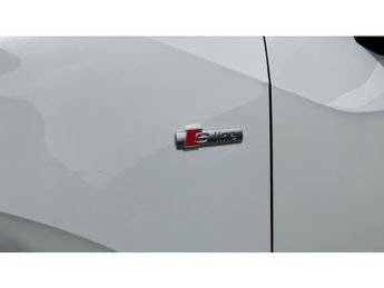 Audi Q2 35 TFSI S Line 5dr S Tronic Petrol Estate