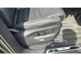 Volkswagen Touareg 3.0 V6 TDI 4Motion Black Edition 5dr Tip Auto Diesel Estate